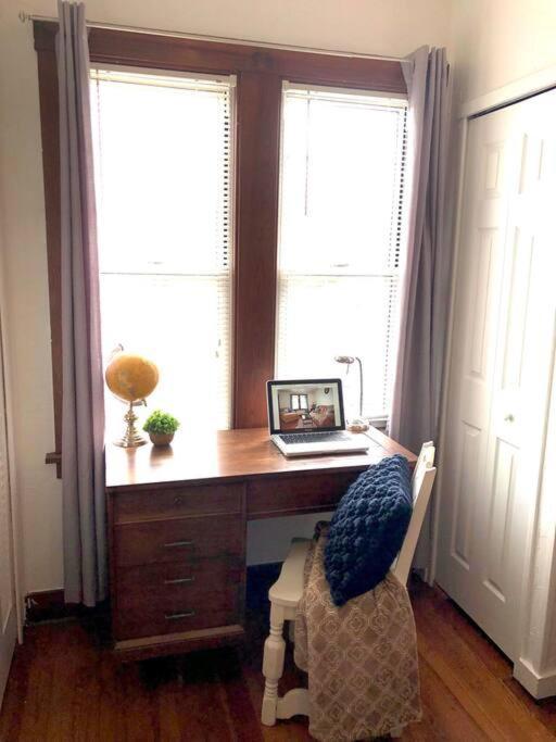 Beautiful 3 Bedroom Home Cozy Front And Back Porch Munhall Exterior foto